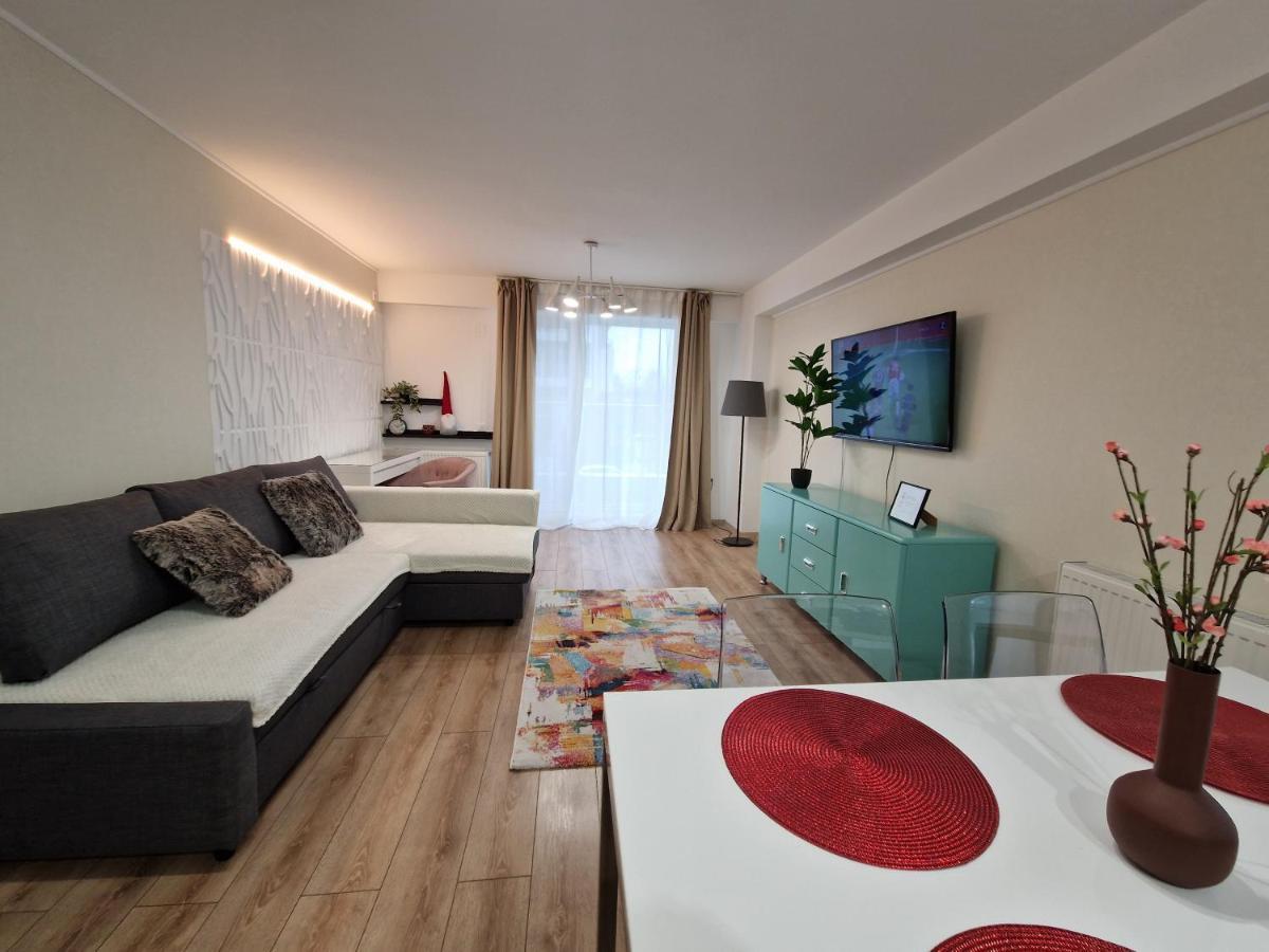 Golden Airport Residence Отопени Экстерьер фото